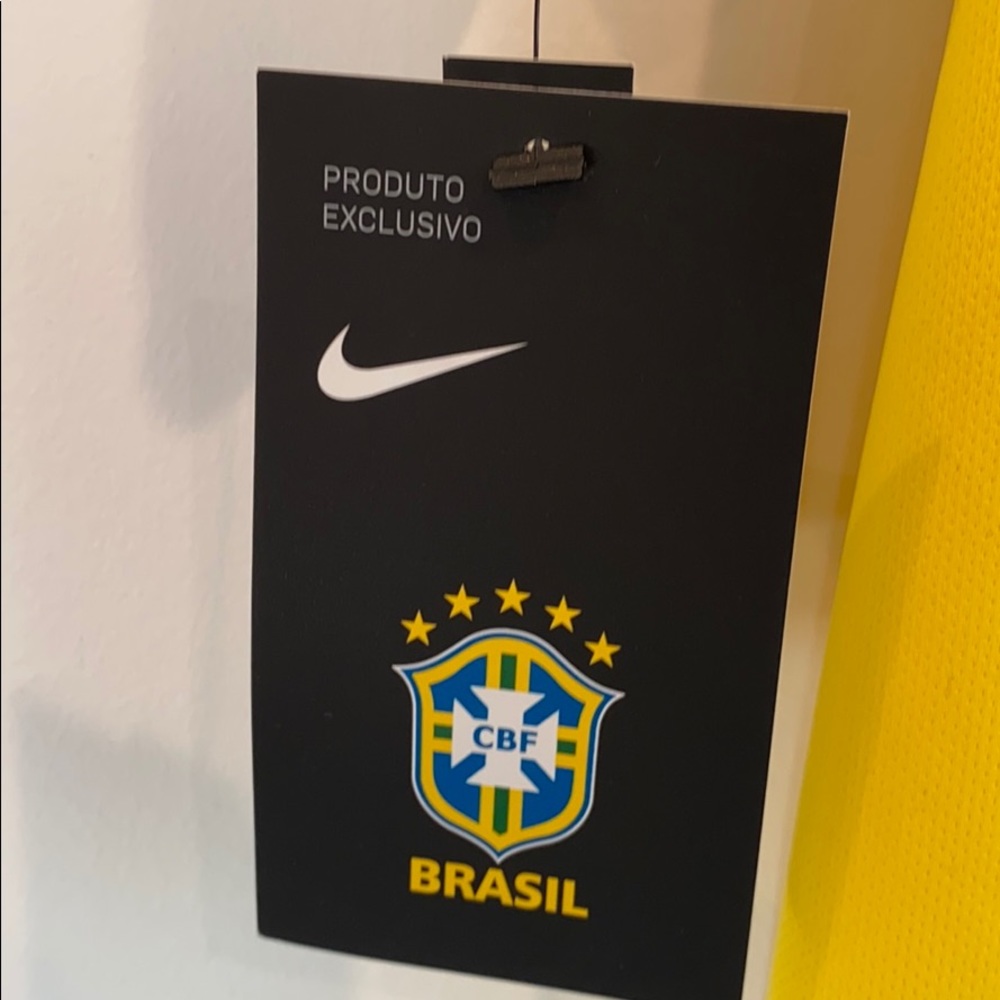 NEW Nike Brazil National Team Soccer Jersey - Picture 8 of 9